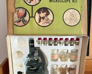 86 Selsi Zoom Vintage Microscope Kitmin