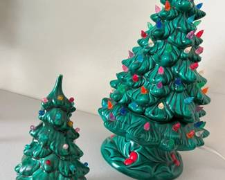 86 Vintage Lighted Ceramic Christmas Treemin