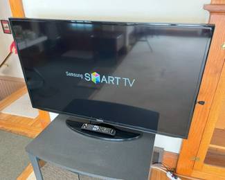 86 Samsung 46In LED Smart HDTV 2014min