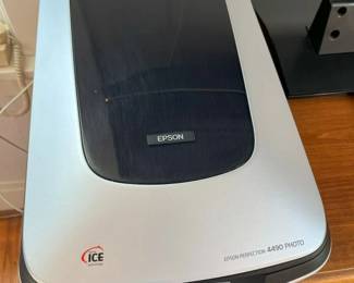 86 Epson Perfection 4490 Photo Flatbed Scannermin