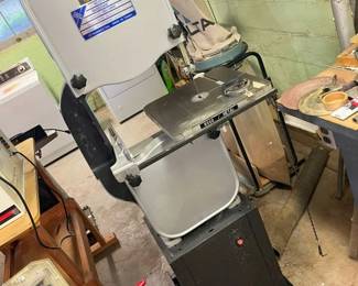 86 JET Vertical Woodcutting Bandsaw min