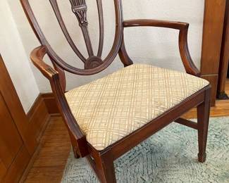 86 Paramount Maple Dining Armchairmin