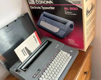 86 Smith Corona SL500 Electronic Typewritermin