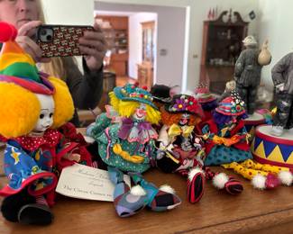 Madam Alexander Clowns