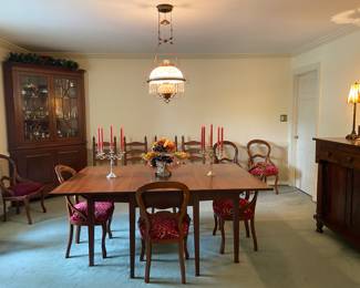 Lovely formal dining room