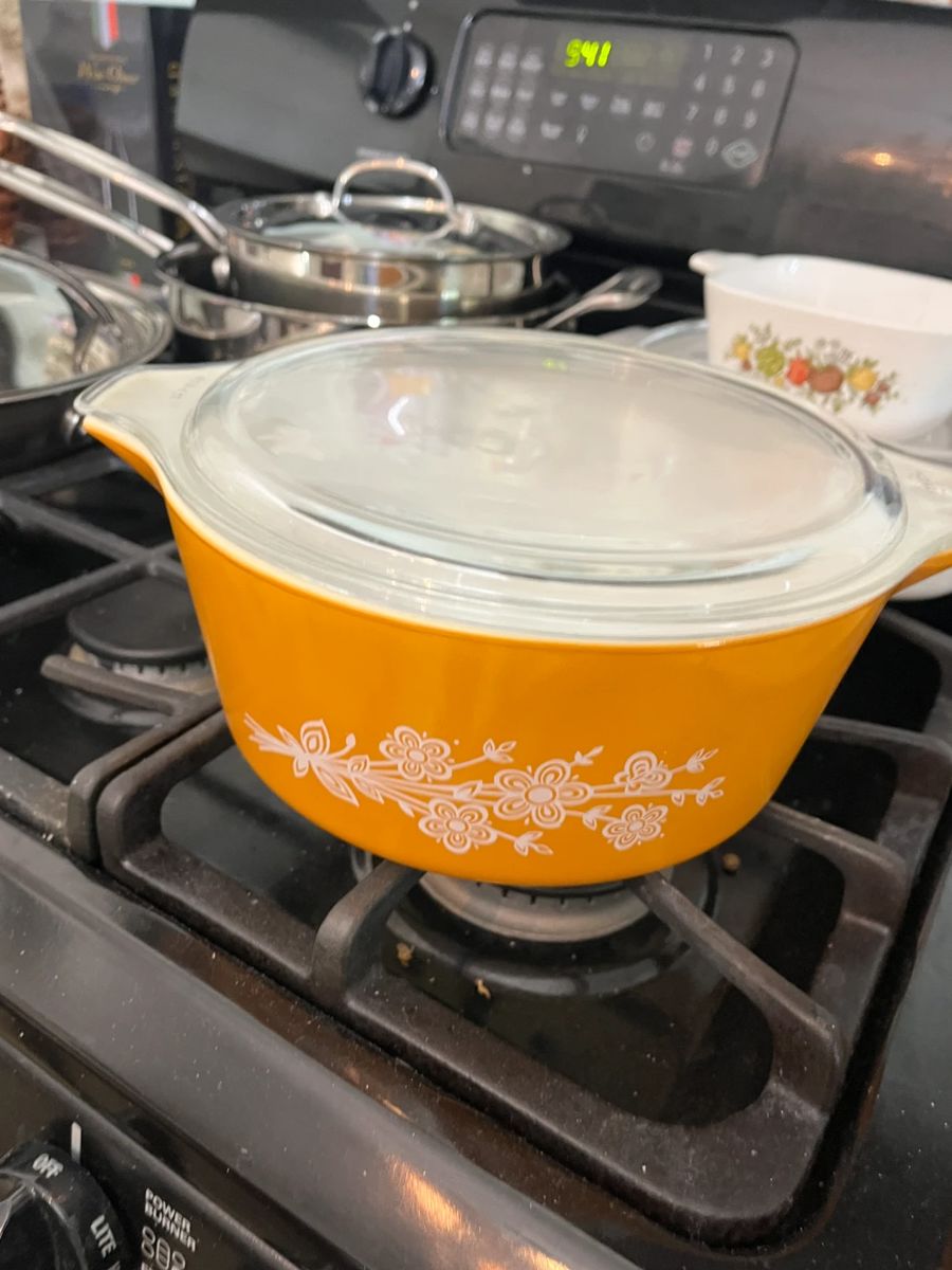 Vintage Pyrex Butterfly 🦋 Gold