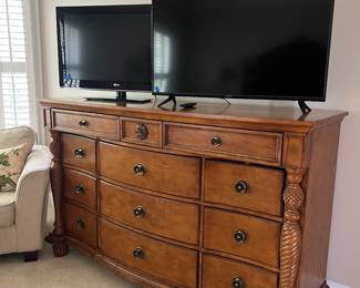 King size bedroom by Forbidden City, bed, side tables, side tables, dresser and mirror. Televisions