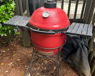 Komodo Joe grill