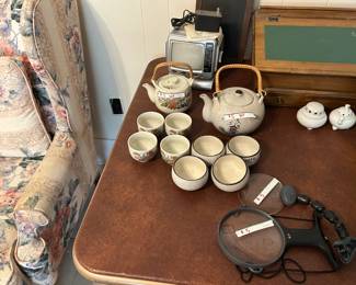 Tea sets