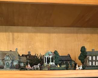 Thomas Kincade Hawthornes Village pieces.