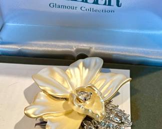 Nolan Miller brooch