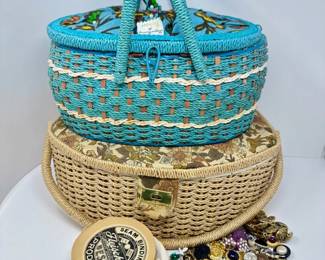 59 VintageWickerSewingBasketsVintageButtonsSeamBindingNotions