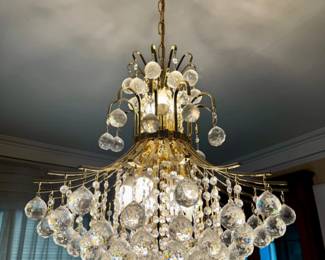 3 RaindropCrystalChandelierwCascadingGlassPrisms