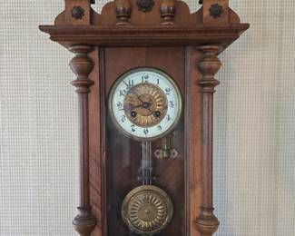 43 AntiqueERissStrassburgWallClockwOrnateSunburstPendulum