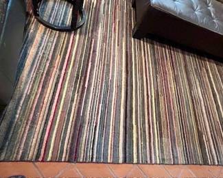 Decorator sharp area rug