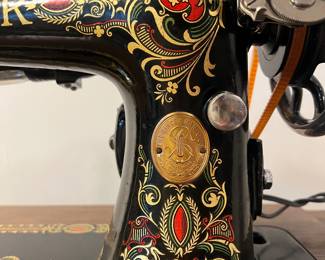 1930s Singer Sewing Machine and Table (See Photos for Modern Modifications)
