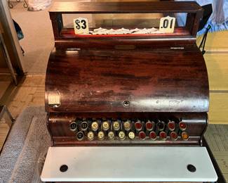 Cool Vintage 1930s National Cash Register with Original Plaque and Serial Number (Functioning - NOT CRAZY HEAVY) Cool Display Piece