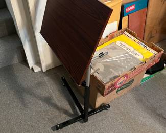 Art Stand (Easal) on Casters