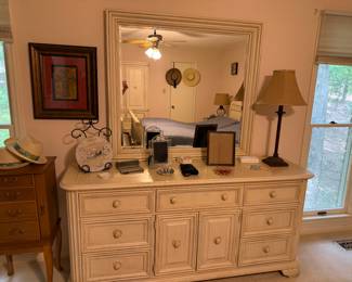 Stanley Furniture - Dresser with Mirror