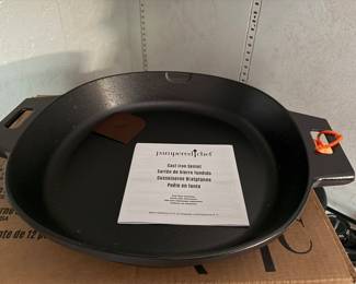 Pampered Chef 12” Iron Skillet
