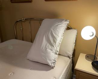queen bed