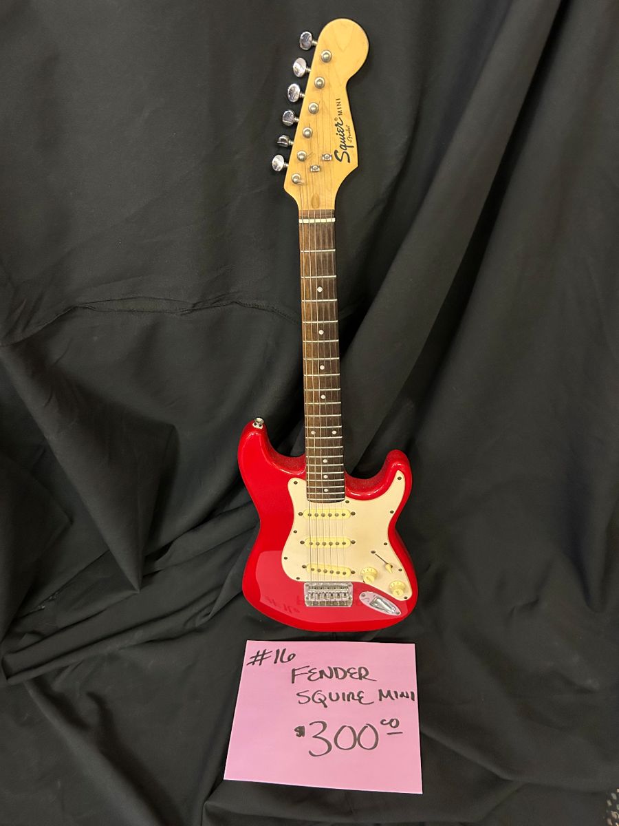 Fender Squire Mini $300
Available for purchase before sale date. Call Bill Anderson 615-585-9301