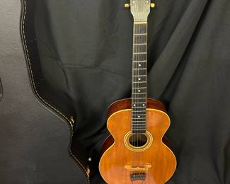 Gibson Acoustic Guitar L3C circa 1919-1924 $3000
Available for purchase before sale date. Call Bill Anderson 615-585-9301