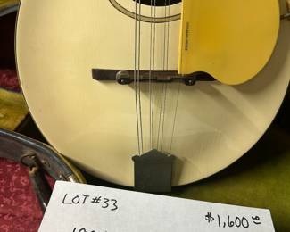 1920’s Gibson A3 Mandolin $1600
Available for purchase before sale date. Call Bill Anderson 615-585-9301