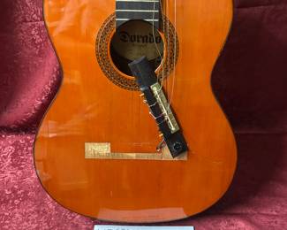 1970’s Dorado Classic Guitar by Gretsch $250
Available for purchase before sale date. Call Bill Anderson 615-585-9301