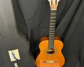 1968 Baldwin 81 CP Natural Classical Acoustic Guitar $2500
(Given by Porter, played with Dolly Parton)
Available for purchase before sale date. Call Bill Anderson 615-585-9301