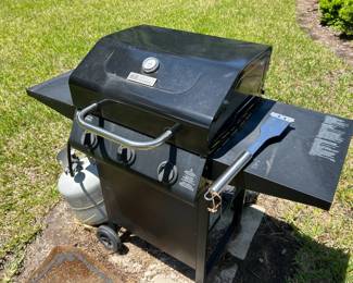 American gourmet 3-burner gas grill