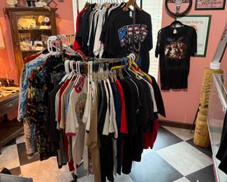 Daddy Katz Vintage T-Shirts & Hawaiian