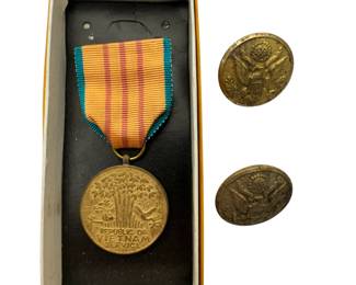 Vietnam Service Medal in Box + Military Buttons Superior
