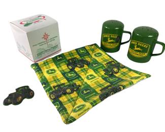 John Deere LOT Hot Pad Christmas Ornament Magnets