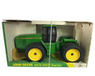 John Deere 8870 4WD Tractor Vintage Diecast Model New in Box