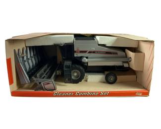AGCO Gleaner Combine Set Vintage Diecast Model New in Box