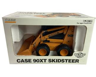 CASE 90XT Skid Steer ERTL Vintage Diecast Model New in Box