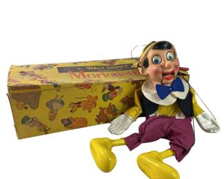 Vintage Antique Walt Disney Pinocchio Marionette in Original Box Very Nice