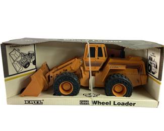 ERTL CASE Wheeloader Vintage Diecast Model New in Box