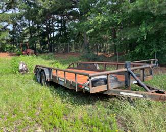 20 foot Kearney heavy duty 8-lug axles 2 5/16” trailer ball, diamond plate steel floor
