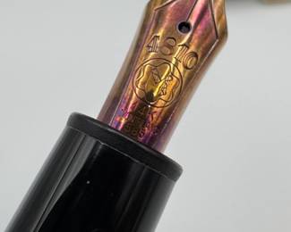 MONTBLANC MEISTERSTUCK FOUNTAIN PEN WITH 14K GOLD NIB AND GLASS REFILL CONTAINER