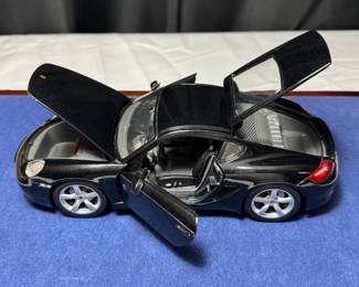 MAISTO 1:18SCALE PORSCHE CAYMAN S