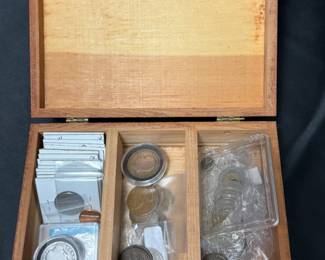 THE NUMISMATIST COIN COLLECTION AND RARE BOX