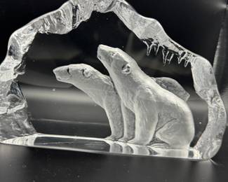 KOSTA OF SWEDEN CRYSTAL GLASS "CAVE POLAR BEARS" SCULPTURE