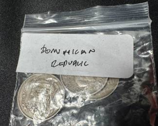 THE NUMISMATIST COIN COLLECTION AND RARE BOX