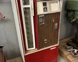 Vintage coca cola machine