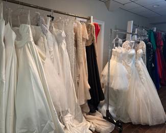 Wedding dress samples size 0 to 20+