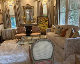 Another view of the terrific living room