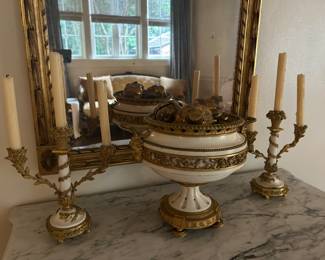 Three piece dining centerpiece set