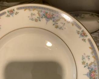 Royal Dalton "Juliette" from The Romance Collection, 12 Dinner Plates, 12 Salad Plates, Serving Bowl, and Lidded Serving Casserole